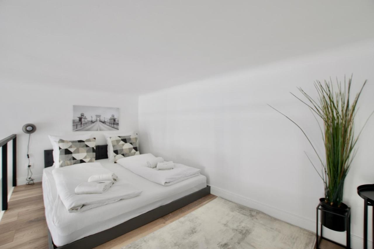 Premium Apartment By Hi5- Brody Street Budapest Eksteriør billede