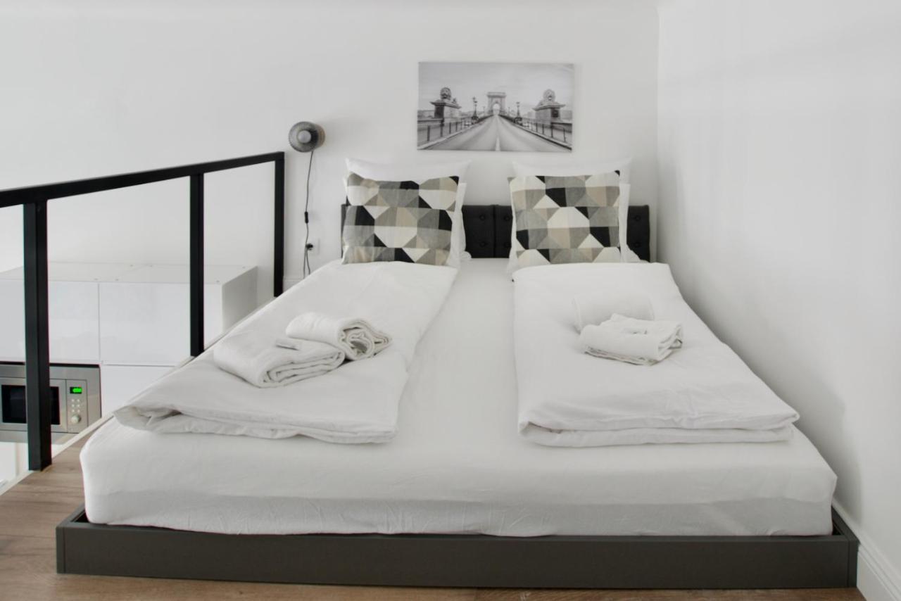 Premium Apartment By Hi5- Brody Street Budapest Eksteriør billede