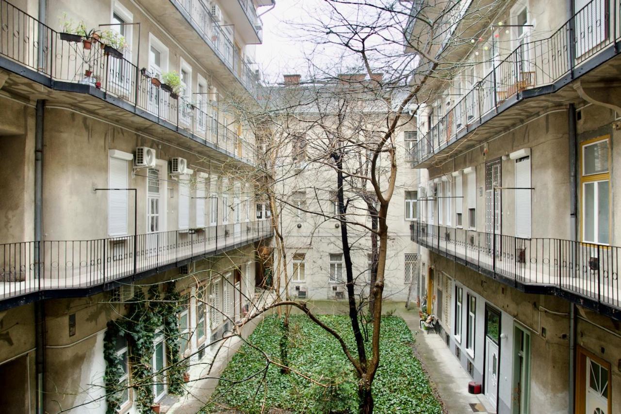 Premium Apartment By Hi5- Brody Street Budapest Eksteriør billede